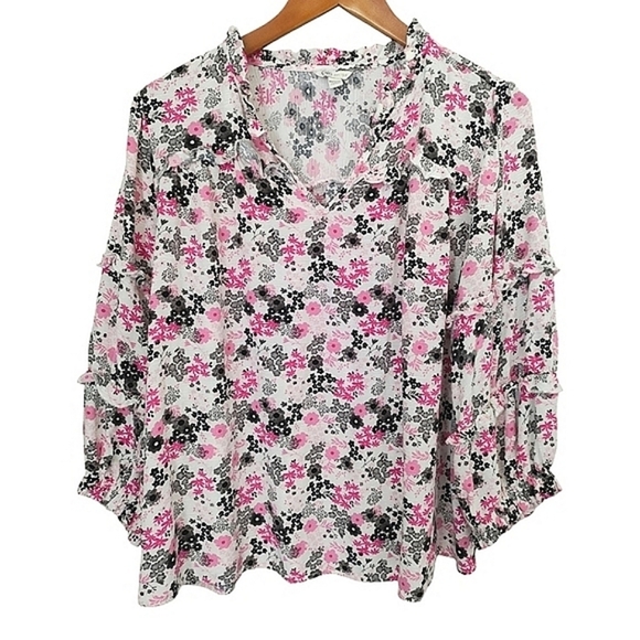 Cato Pink & Black Floral 3/4 Sleeve Ruffled Top - Picture 1 of 7